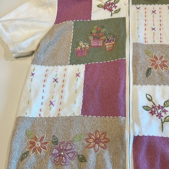 Alfred Dunner - Floral Patchwork Cardigan in Pink, Green, and Cream, L - Picture 3 of 6